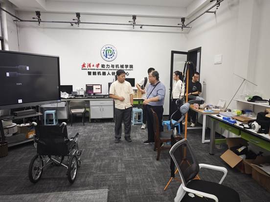 访问张国栋教授课题组